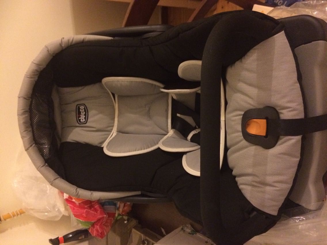 Car seat 1.jpg