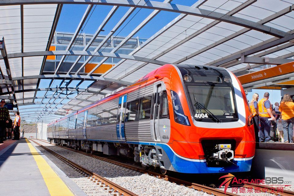 Train Adelaide.jpg