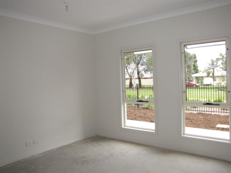 18-20-Clare-Street-Athol-Park-SA-5012-Real-Estate-photo-6-large-3221069.jpg