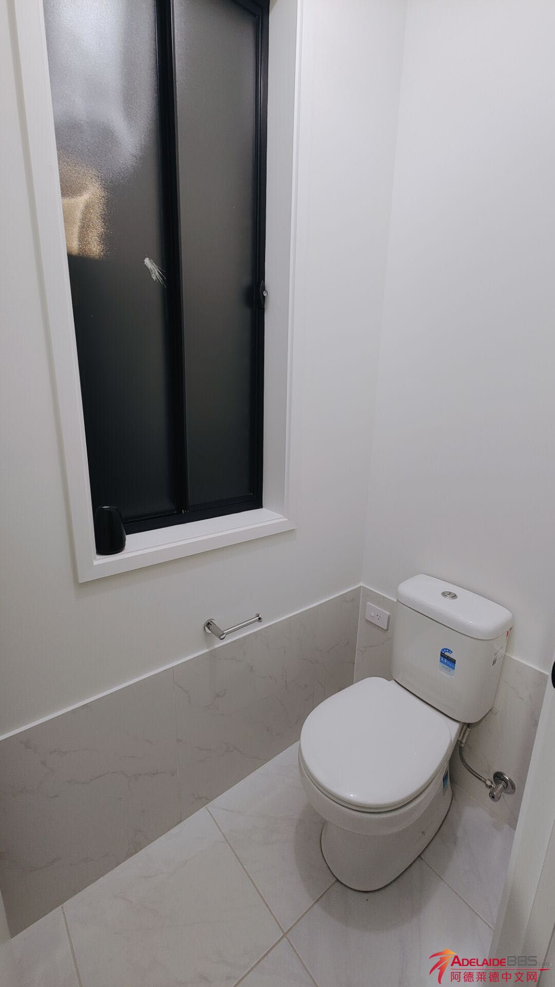 toilet.jpg