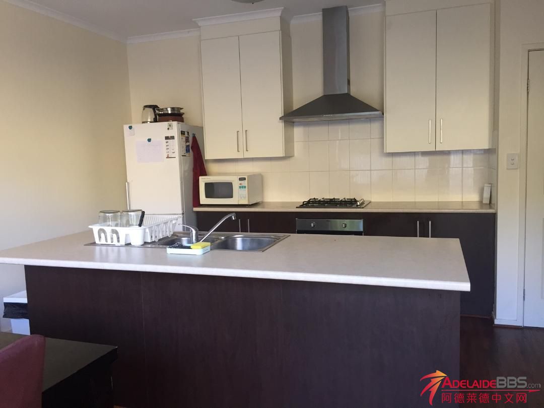 kitchen 2.jpg